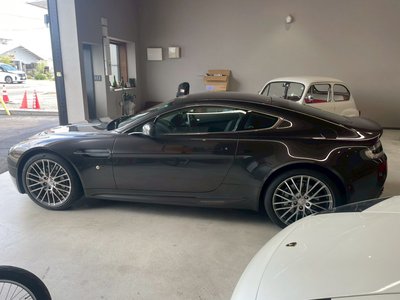 2011 Aston Martin V8 thumbnail 7