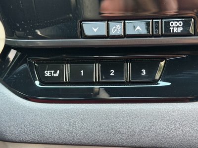2024 Lexus RX — миниатюра 38