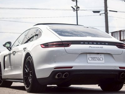 PORSCHE PANAMERA - 9