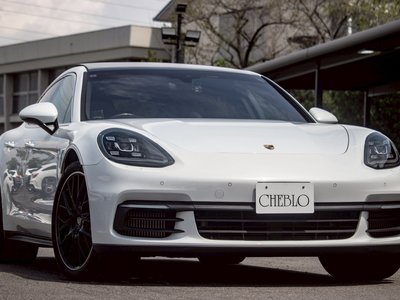 PORSCHE PANAMERA - 2