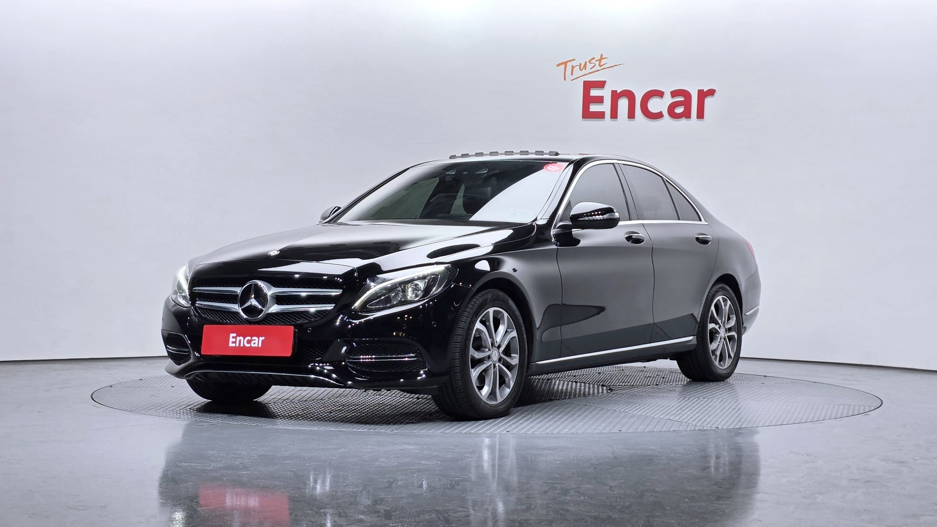 MERCEDES-BENZ C-CLASS - View 1