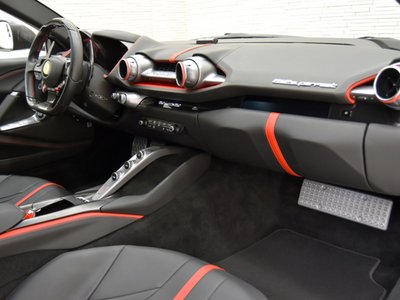 FERRARI 812 SUPERFAST - 10