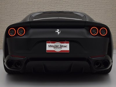 FERRARI 812 SUPERFAST - 8