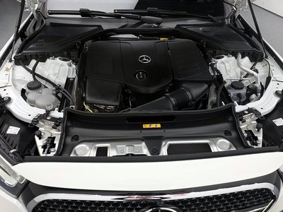 MERCEDES-BENZ E-CLASS - 7