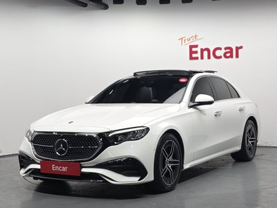 MERCEDES-BENZ E-CLASS - 1