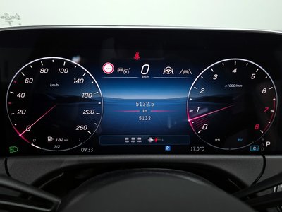 MERCEDES-BENZ E-CLASS - 8