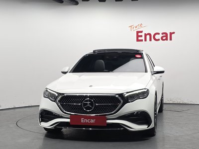 MERCEDES-BENZ E-CLASS - 2