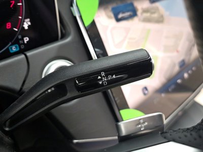 MERCEDES-BENZ E-CLASS - 9