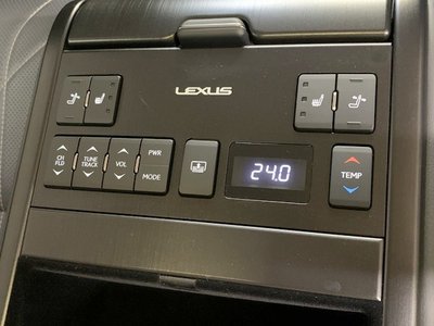 صورة مصغرة 47 لـ 2020 Lexus ES