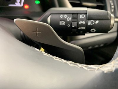 صورة مصغرة 51 لـ 2020 Lexus ES