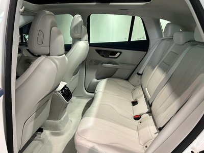 2026 Mercedes-BENZ EQE 照片 10
