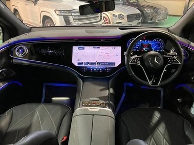 MERCEDES-BENZ EQS - 5