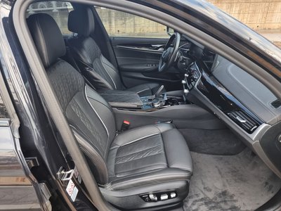 BMW 5 SERIES - 10
