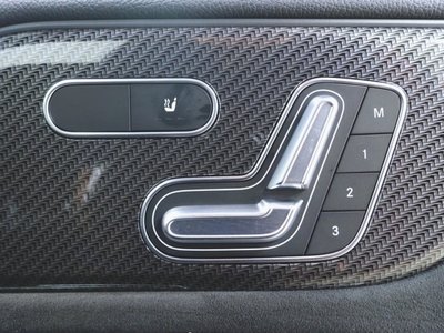 2025 Mercedes-BENZ GLB — миниатюра 21