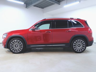 2025 Mercedes-BENZ GLB photo 4