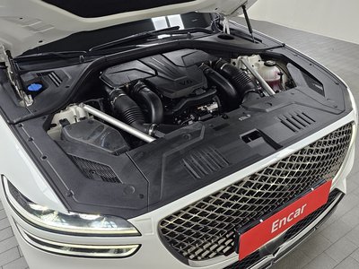 2021 Genesis GV70 photo 7