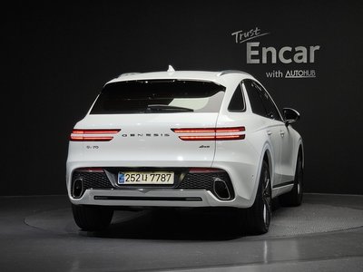 2021 Genesis GV70 photo 4