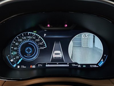2021 Genesis GV70 photo 8