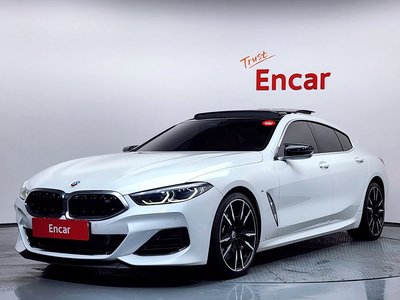BMW 8 SERIES - 1