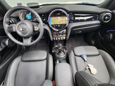 MINI COOPER CONVERTIBLE - 4