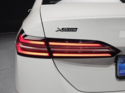 2026 BMW 5 SERIES 照片 10