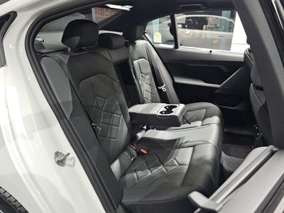 2026 BMW 5 SERIES — миниатюра 17