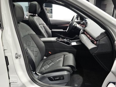 2026 BMW 5 SERIES — миниатюра 18