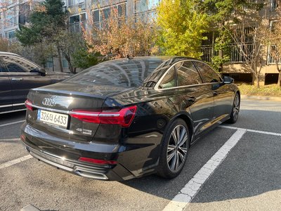 AUDI A6 - 6