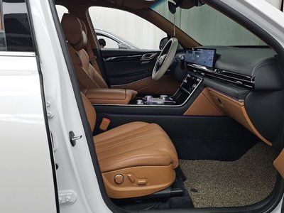 2024 Genesis GV80 — миниатюра 17