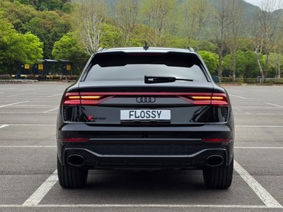 AUDI RS Q8 - 3