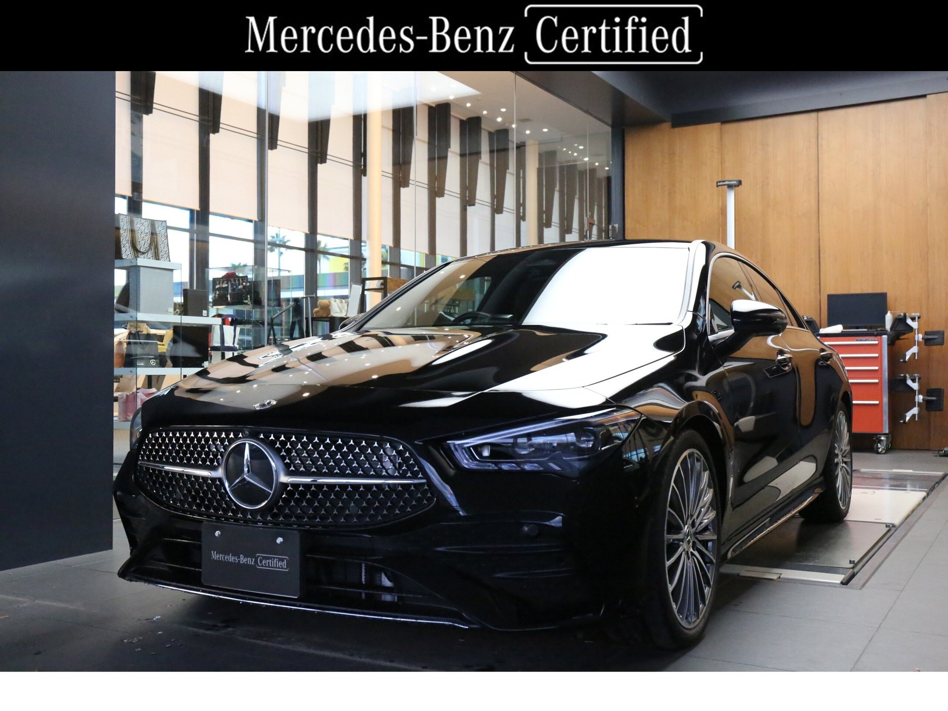 MERCEDES-BENZ CLA - View 1