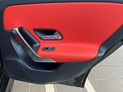 2025 Mercedes-BENZ CLA — миниатюра 30
