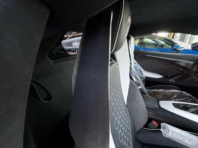 صورة مصغرة 17 لـ 2025 Lamborghini REVUELTO