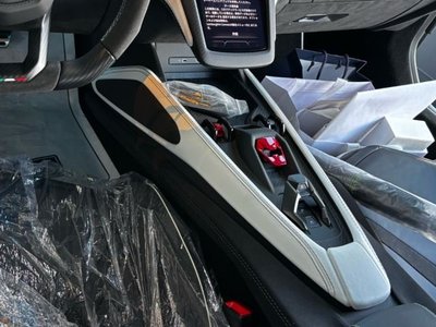 صورة مصغرة 15 لـ 2025 Lamborghini REVUELTO
