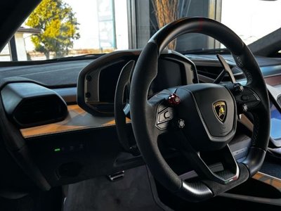 صورة مصغرة 12 لـ 2025 Lamborghini REVUELTO