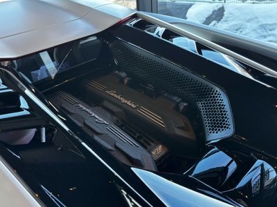 صورة مصغرة 21 لـ 2025 Lamborghini REVUELTO