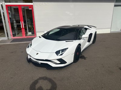 LAMBORGHINI AVENTADOR ROADSTER