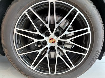 صورة 7 لـ 2026 Porsche CAYENNE