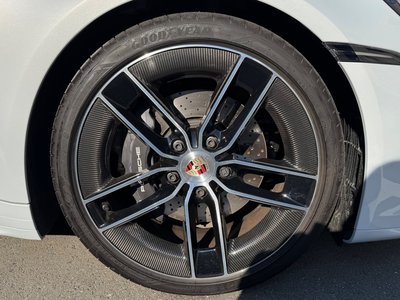 PORSCHE 911 CARRERA T - 8