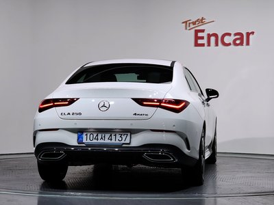 MERCEDES-BENZ CLA - 4