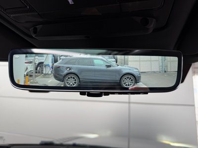 LAND ROVER DEFENDER - 8