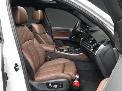 2025 BMW X5 — миниатюра 17