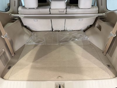 2025 Toyota LAND CRUISER 300 — миниатюра 54