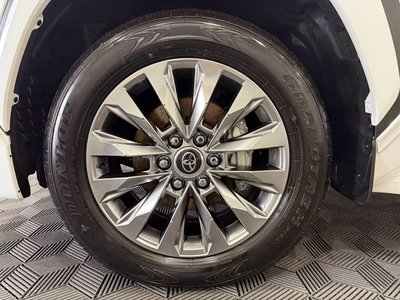 2025 Toyota LAND CRUISER 300 — миниатюра 69