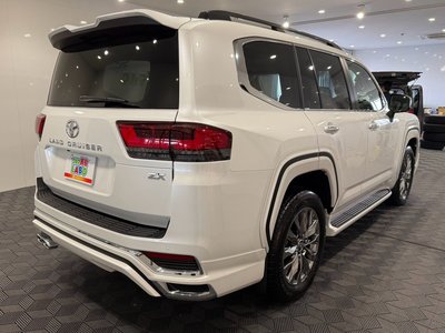 2025 Toyota LAND CRUISER 300 — миниатюра 50