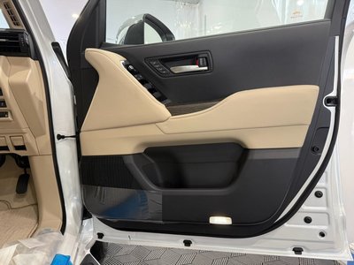 2025 Toyota LAND CRUISER 300 — миниатюра 45