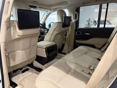 2025 Toyota LAND CRUISER 300 — миниатюра 34