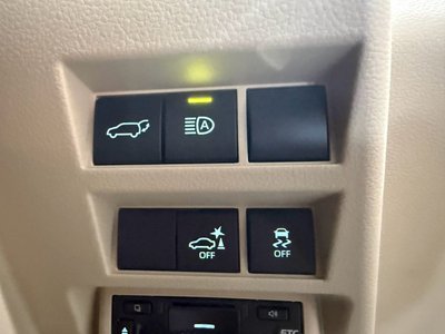 2025 Toyota LAND CRUISER 300 — миниатюра 11