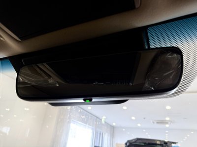 2025 Toyota LAND CRUISER 300 — миниатюра 22