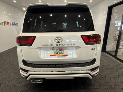 2025 Toyota LAND CRUISER 300 — миниатюра 51